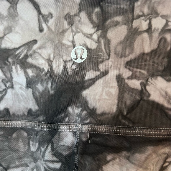 Lululemon Wunder Under High-Rise Tight 25" *Full-On Luxtreme- Size 2 - Picture 6 of 8